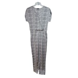 Tart Women's Gray Snake Print Short Sleeve V-Neck Jumpsuit Size Medium.